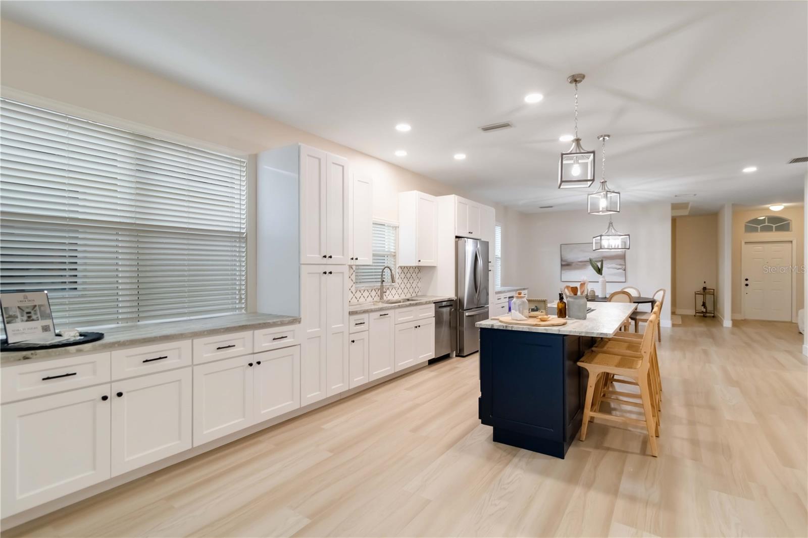 Image 11 of 40 For 6311 French Creek Court