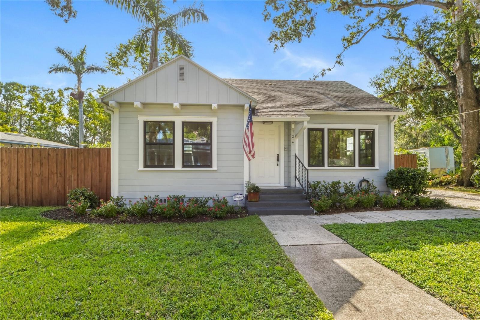 Details for 124 28th Street Court Nw, BRADENTON, FL 34205