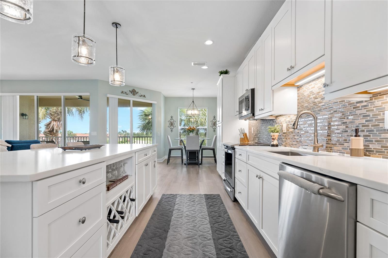 Image 11 of 67 For 23253 Banbury Way