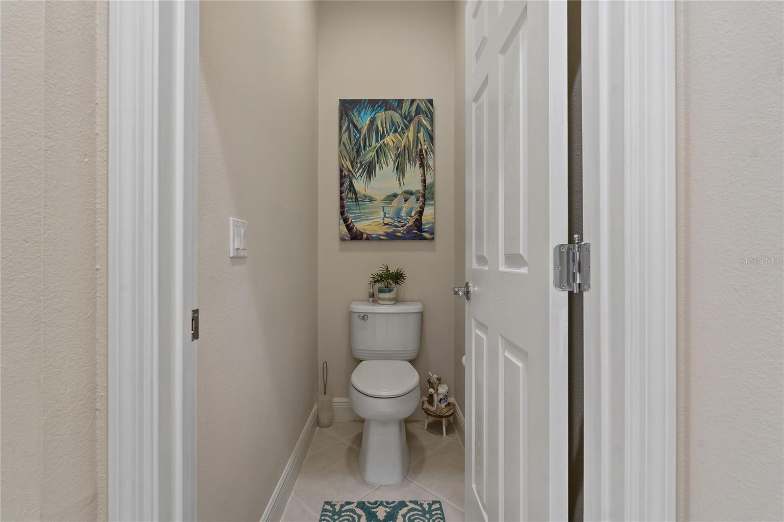Image 22 of 67 For 23253 Banbury Way
