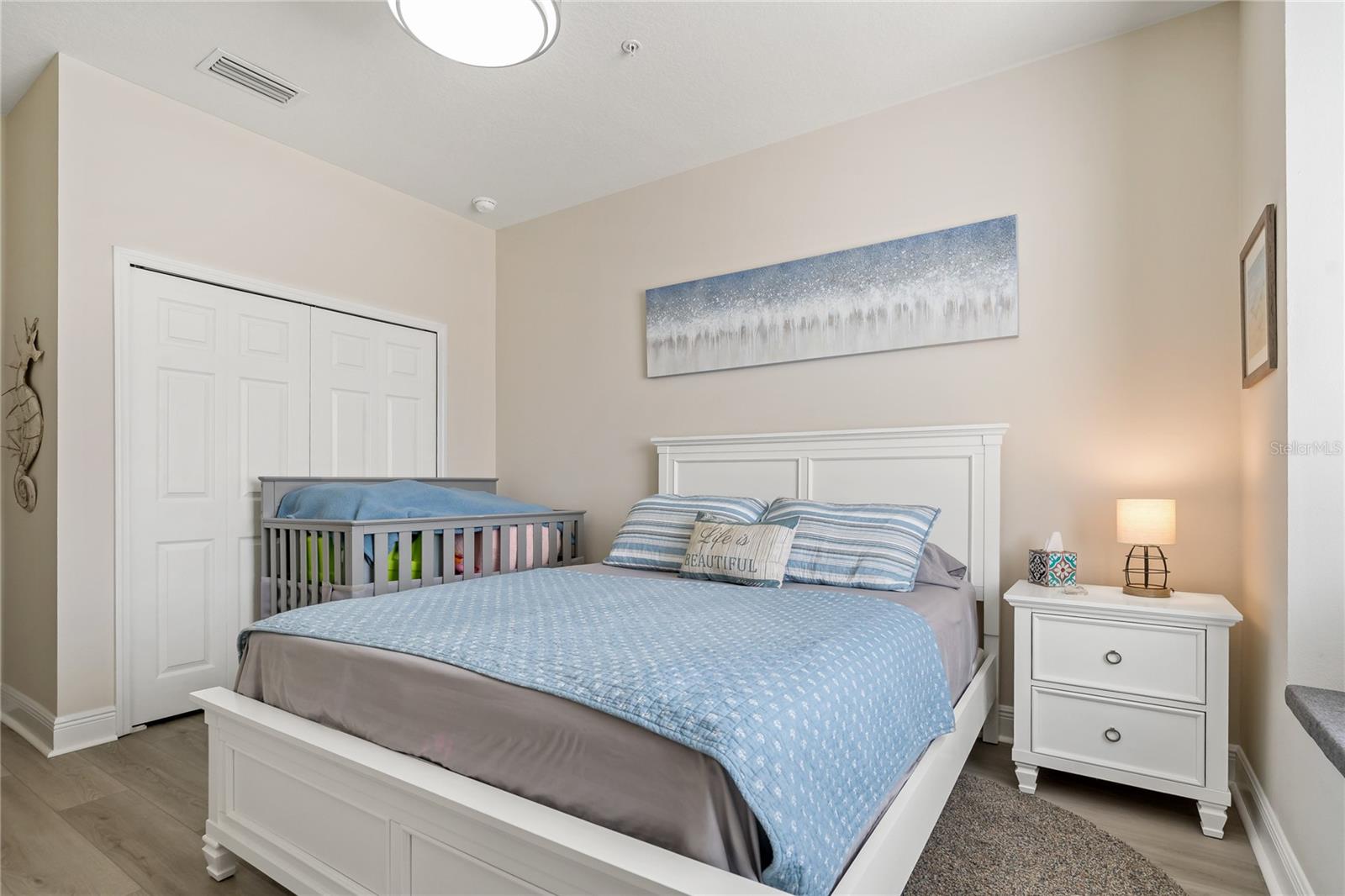 Image 25 of 67 For 23253 Banbury Way