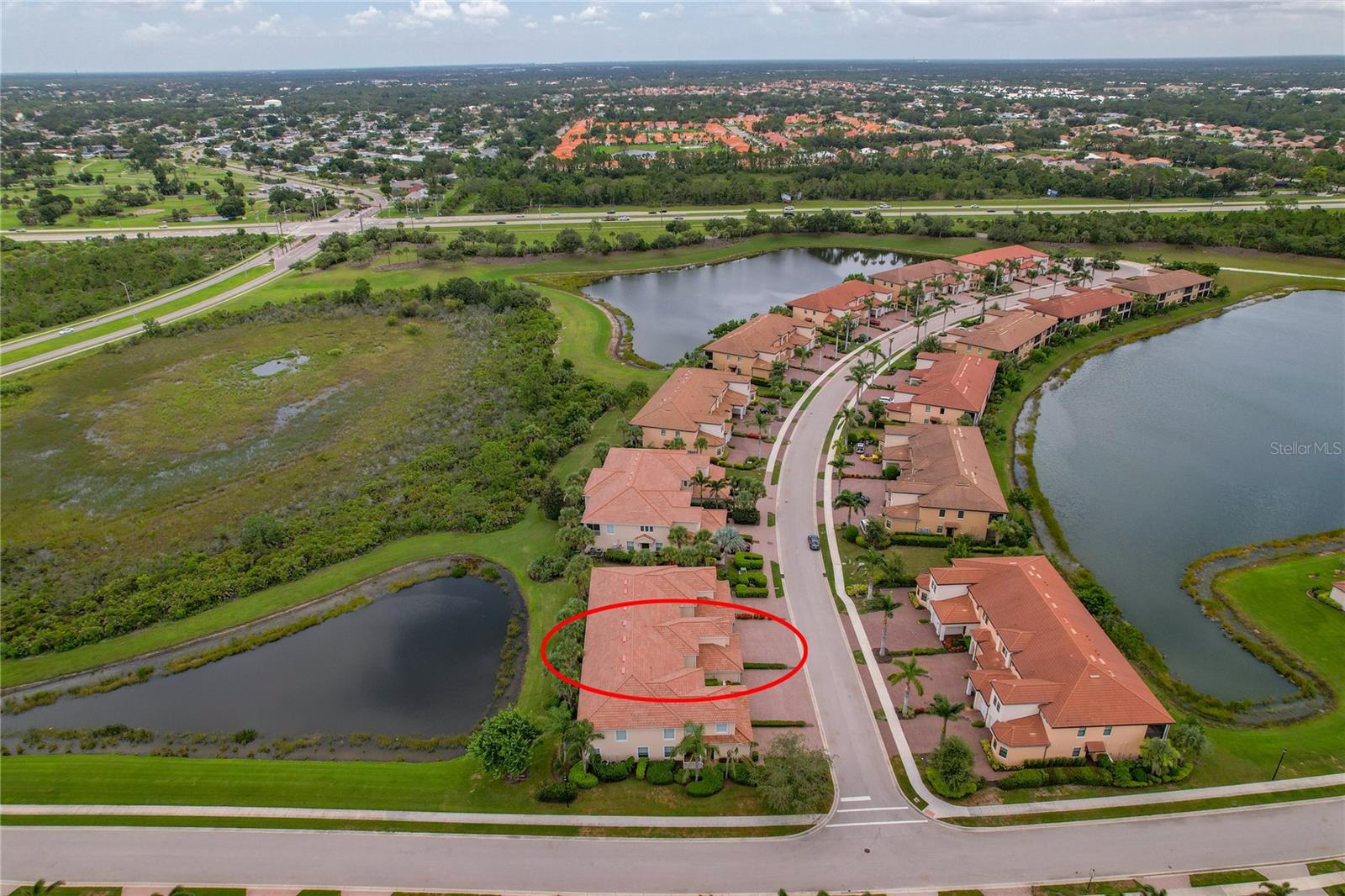 Image 41 of 67 For 23253 Banbury Way