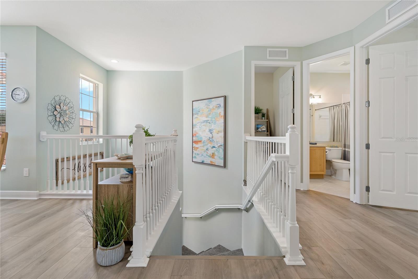 Image 7 of 67 For 23253 Banbury Way