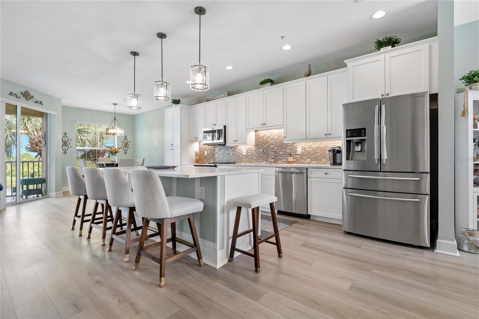 Image 8 of 67 For 23253 Banbury Way