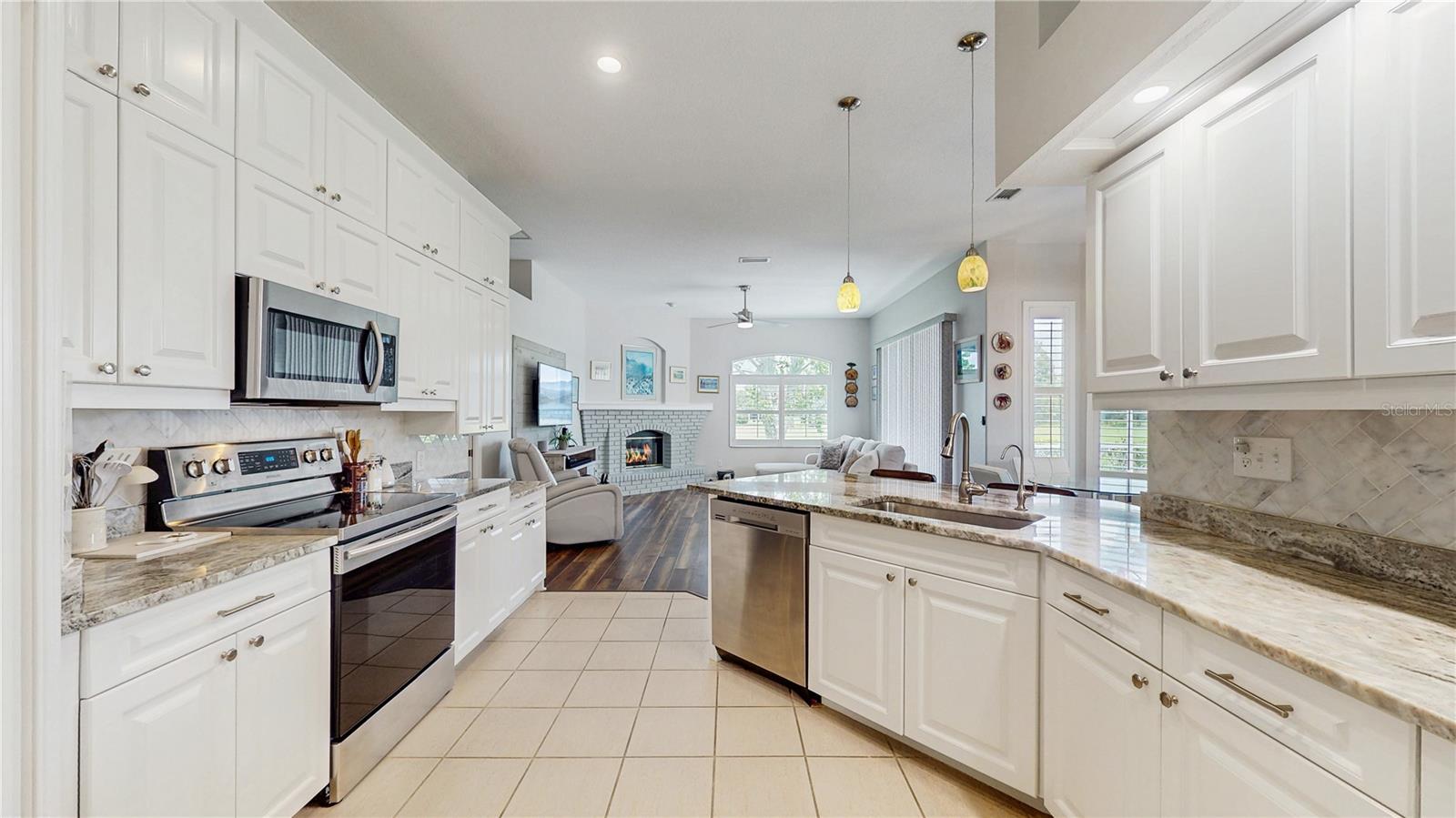 Image 10 of 35 For 9933 Laurel Valley Avenue Circle