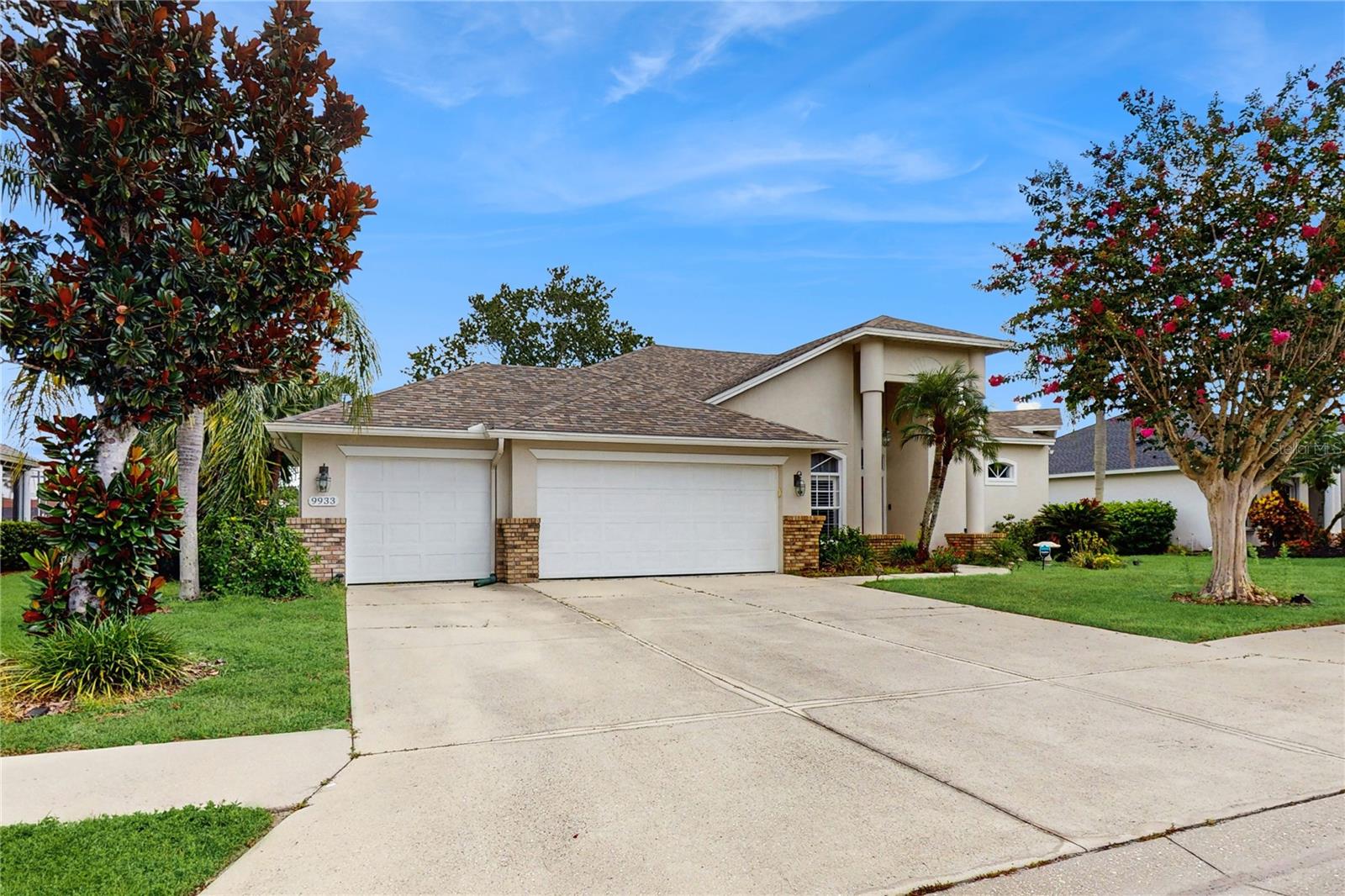 Image 4 of 35 For 9933 Laurel Valley Avenue Circle
