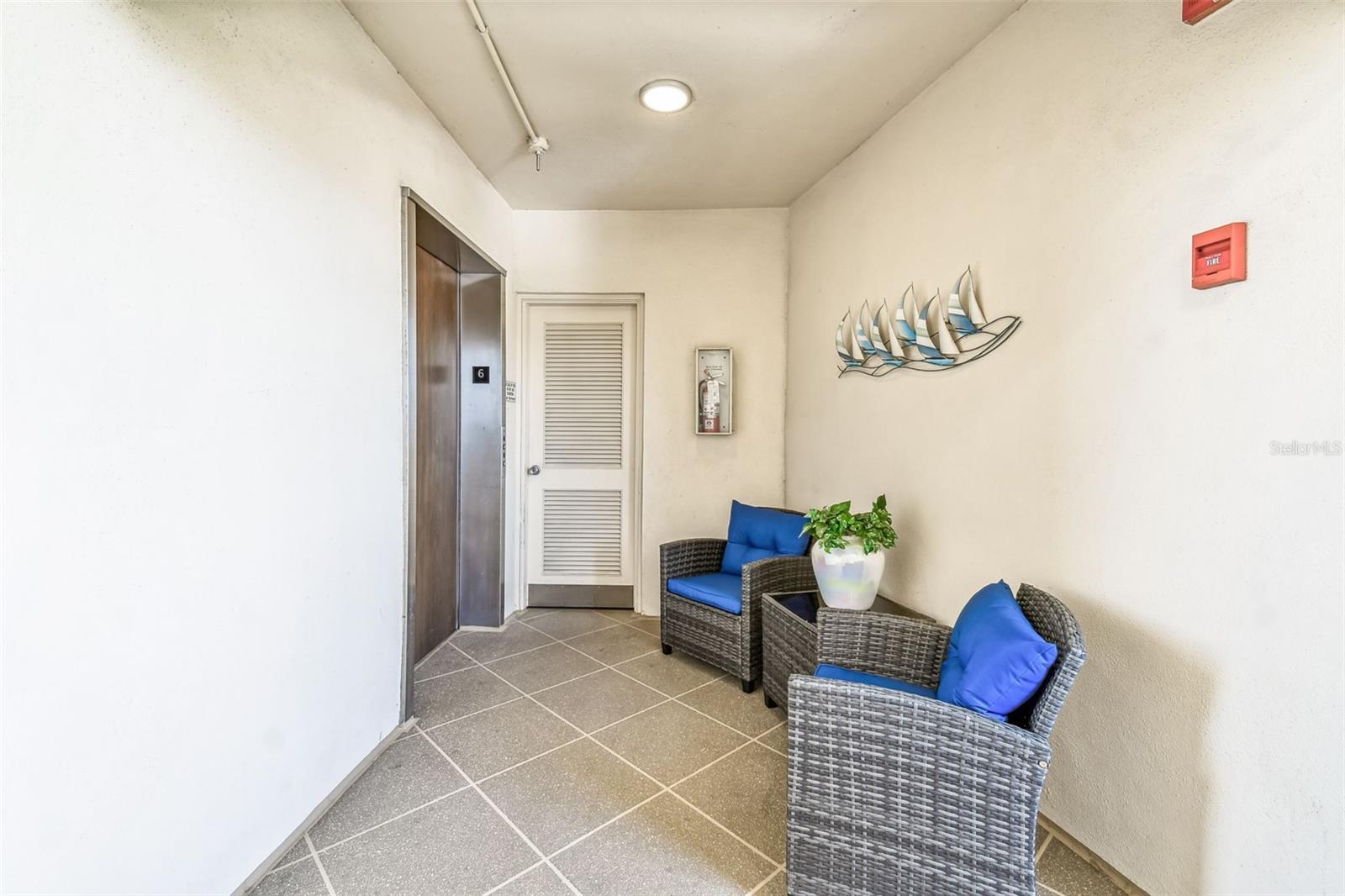 Image 49 of 62 For 3680 Ironwood Circle 606l