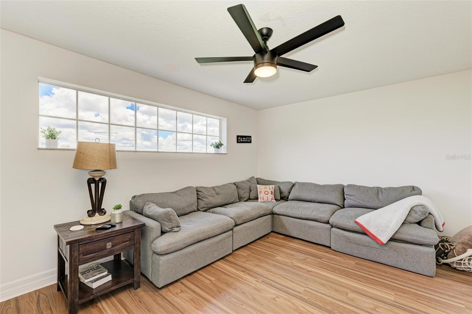 Image 18 of 27 For 22505 Night Heron Way