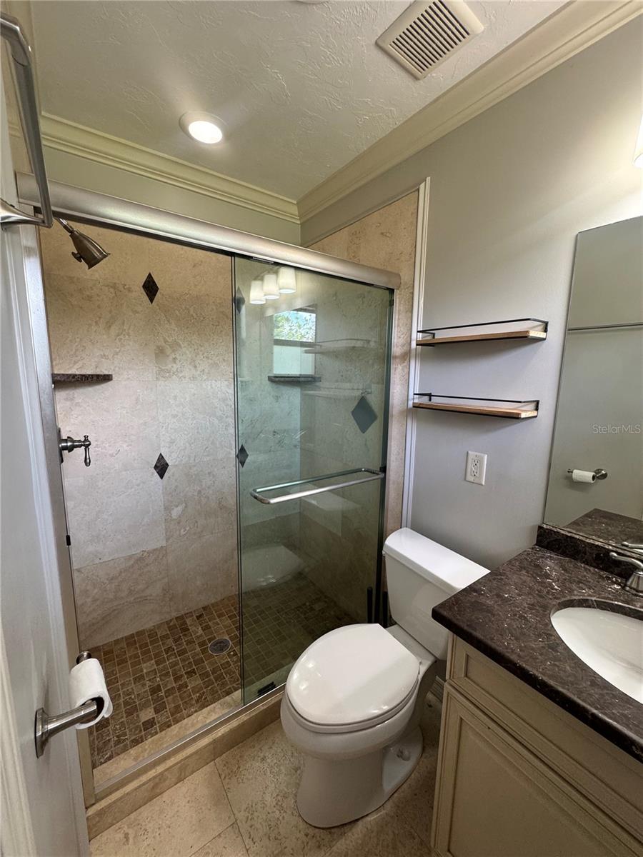 Image 10 of 17 For 3013 Jennings Drive