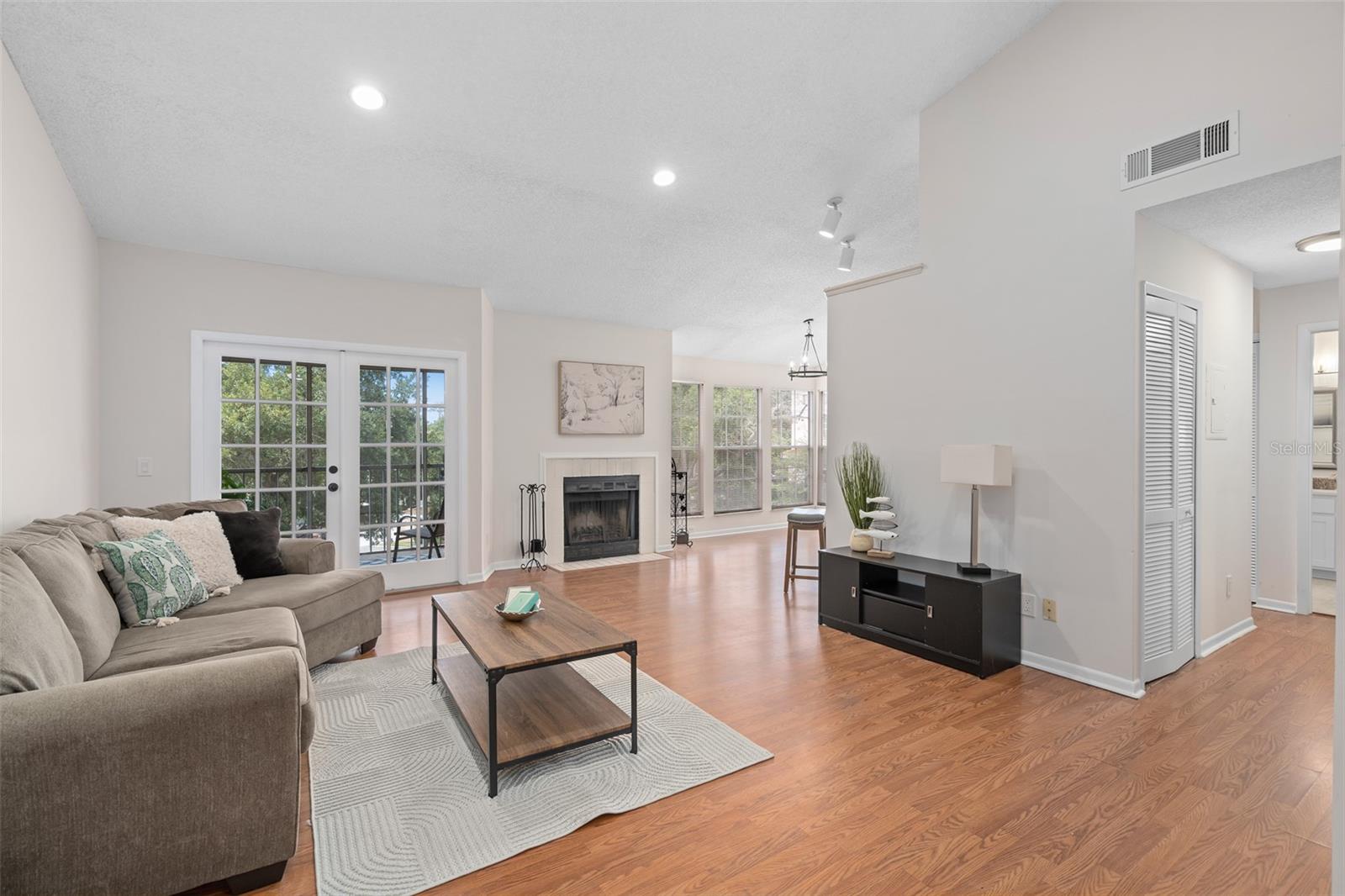 Image 4 of 26 For 670 Sandy Neck Lane 201