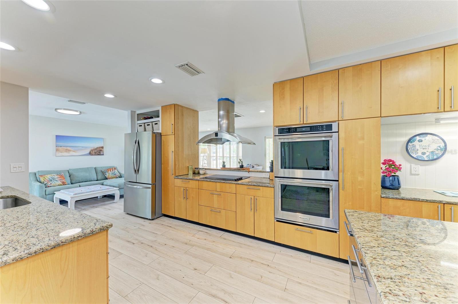 Image 10 of 44 For 2222 41st Street W