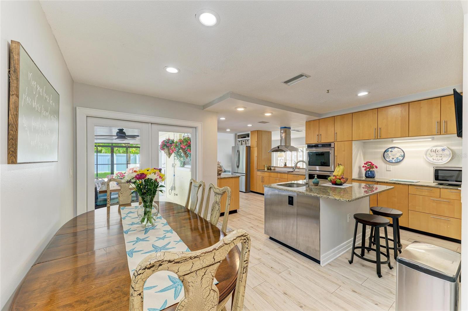 Image 14 of 44 For 2222 41st Street W