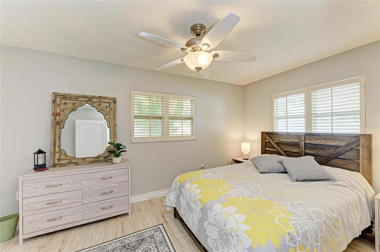 Image 20 of 44 For 2222 41st Street W