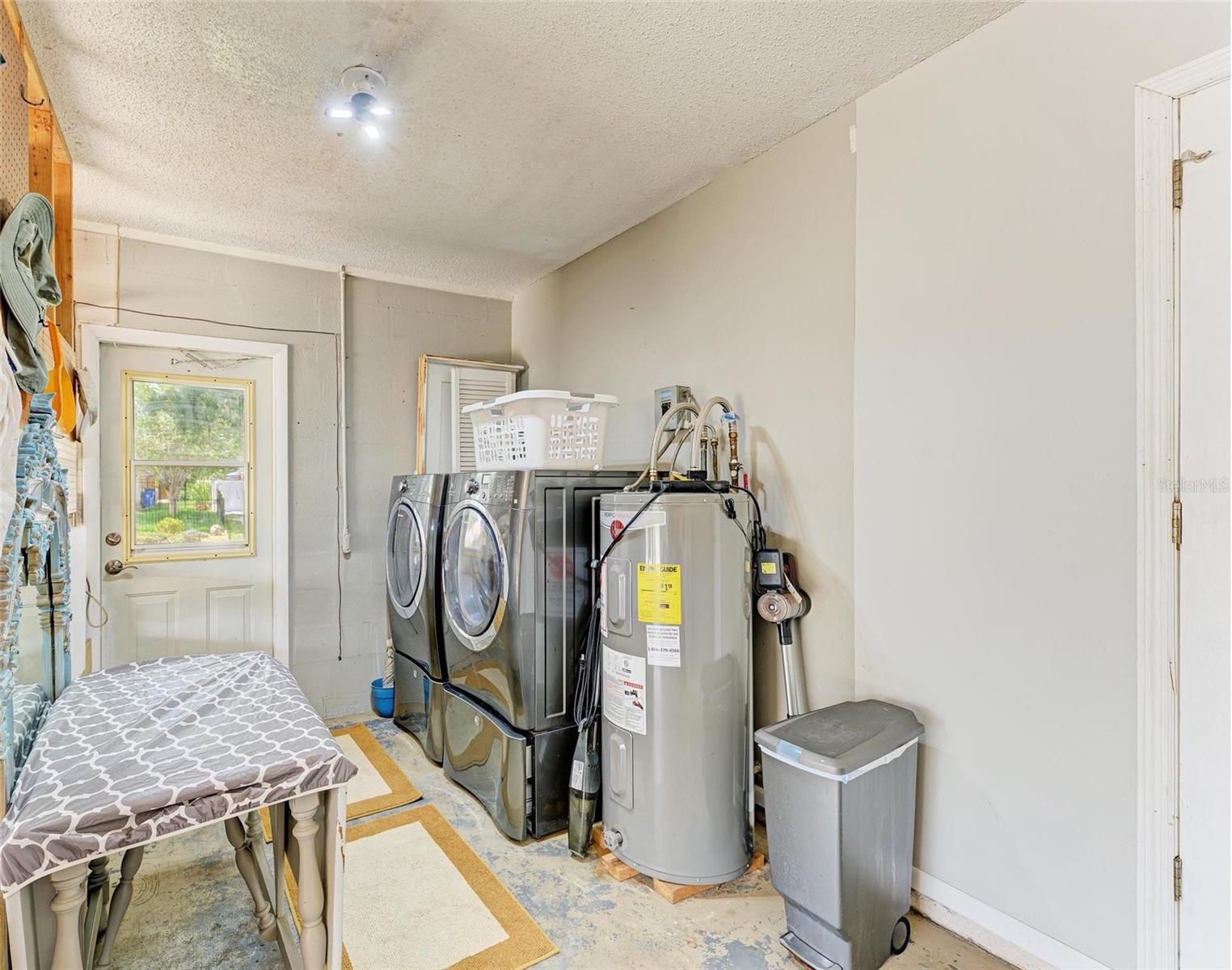 Image 26 of 44 For 2222 41st Street W