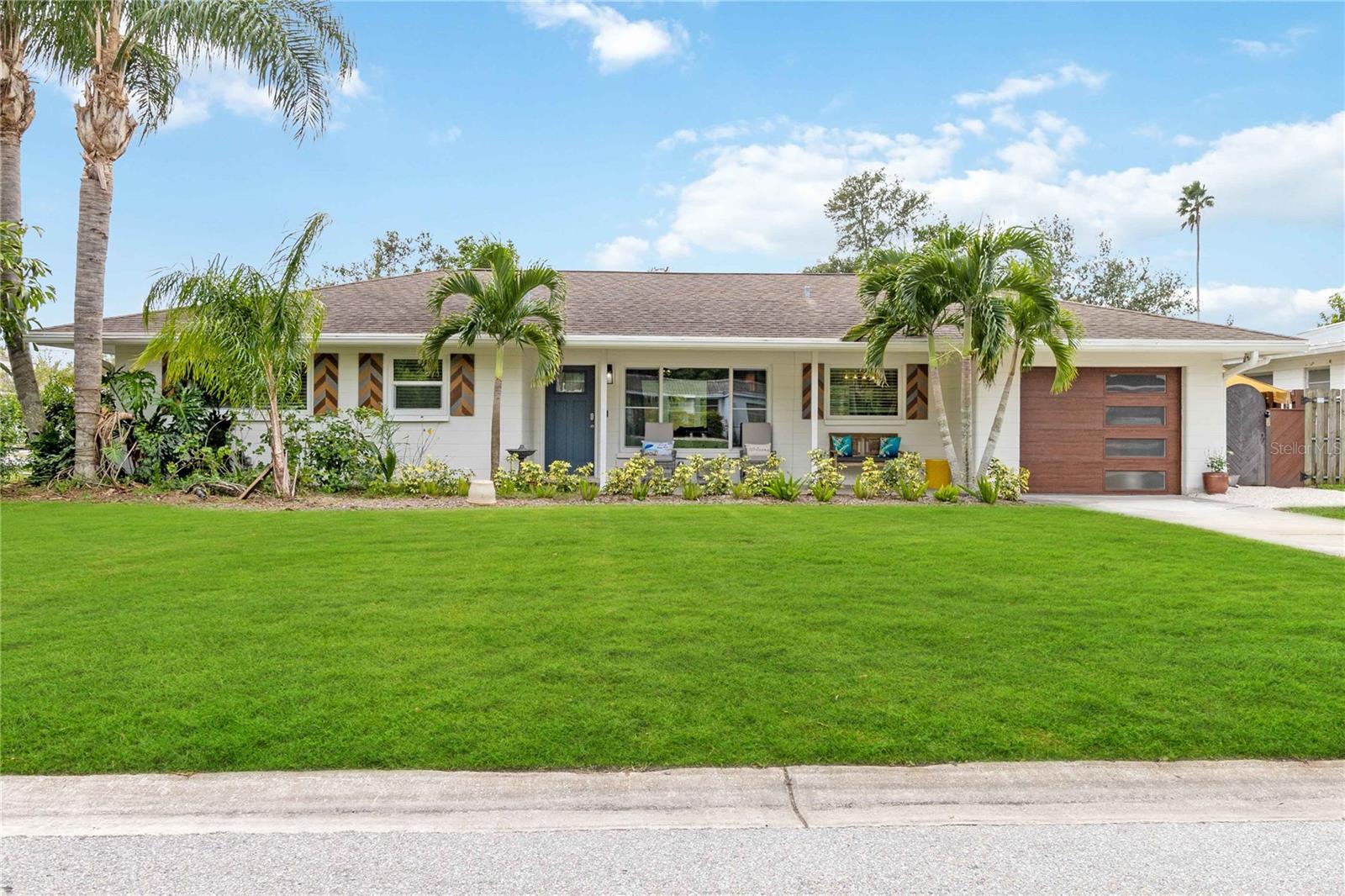Details for 2266 Sunnyside Lane, SARASOTA, FL 34239