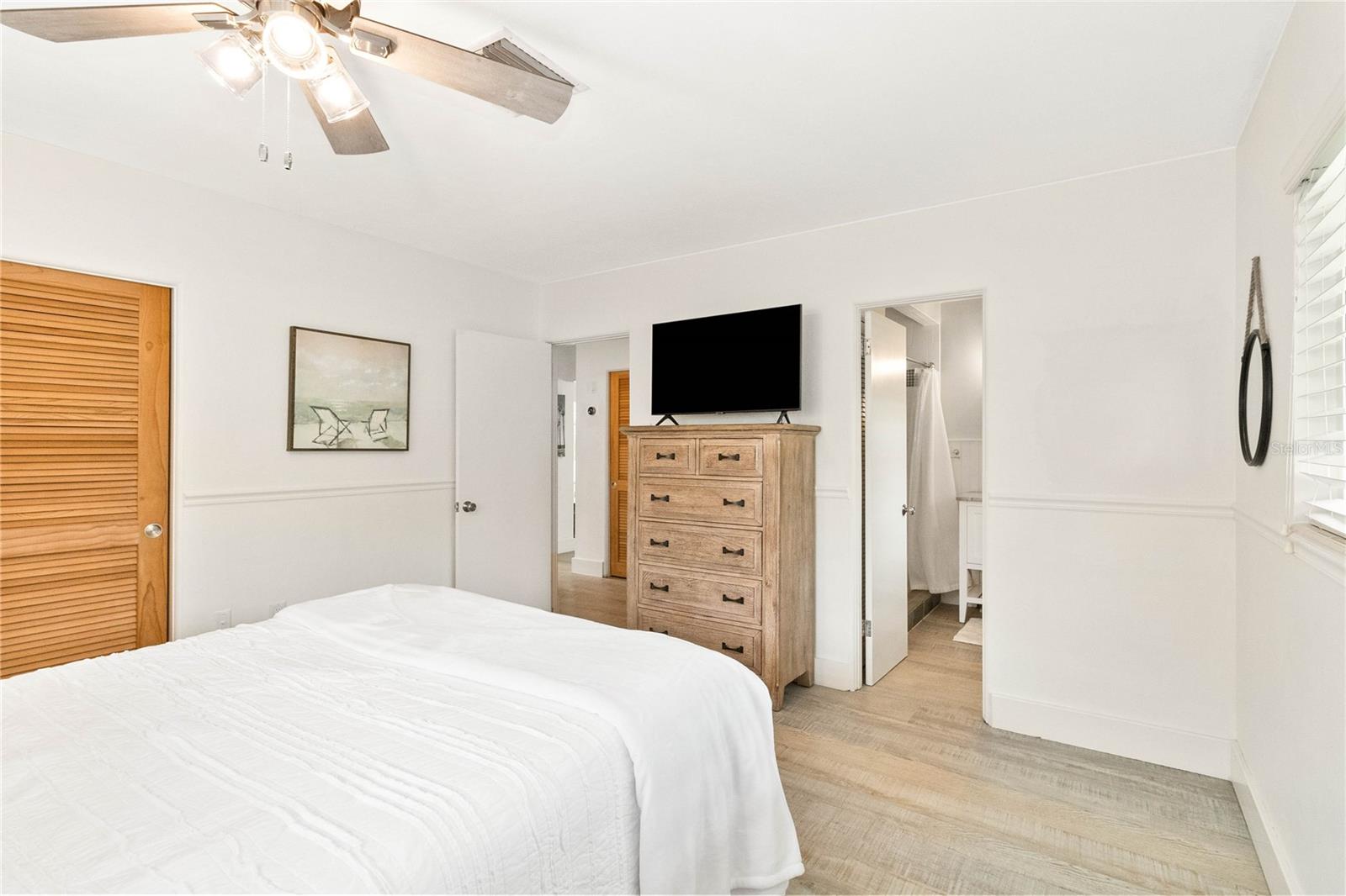 Image 23 of 30 For 2266 Sunnyside Lane