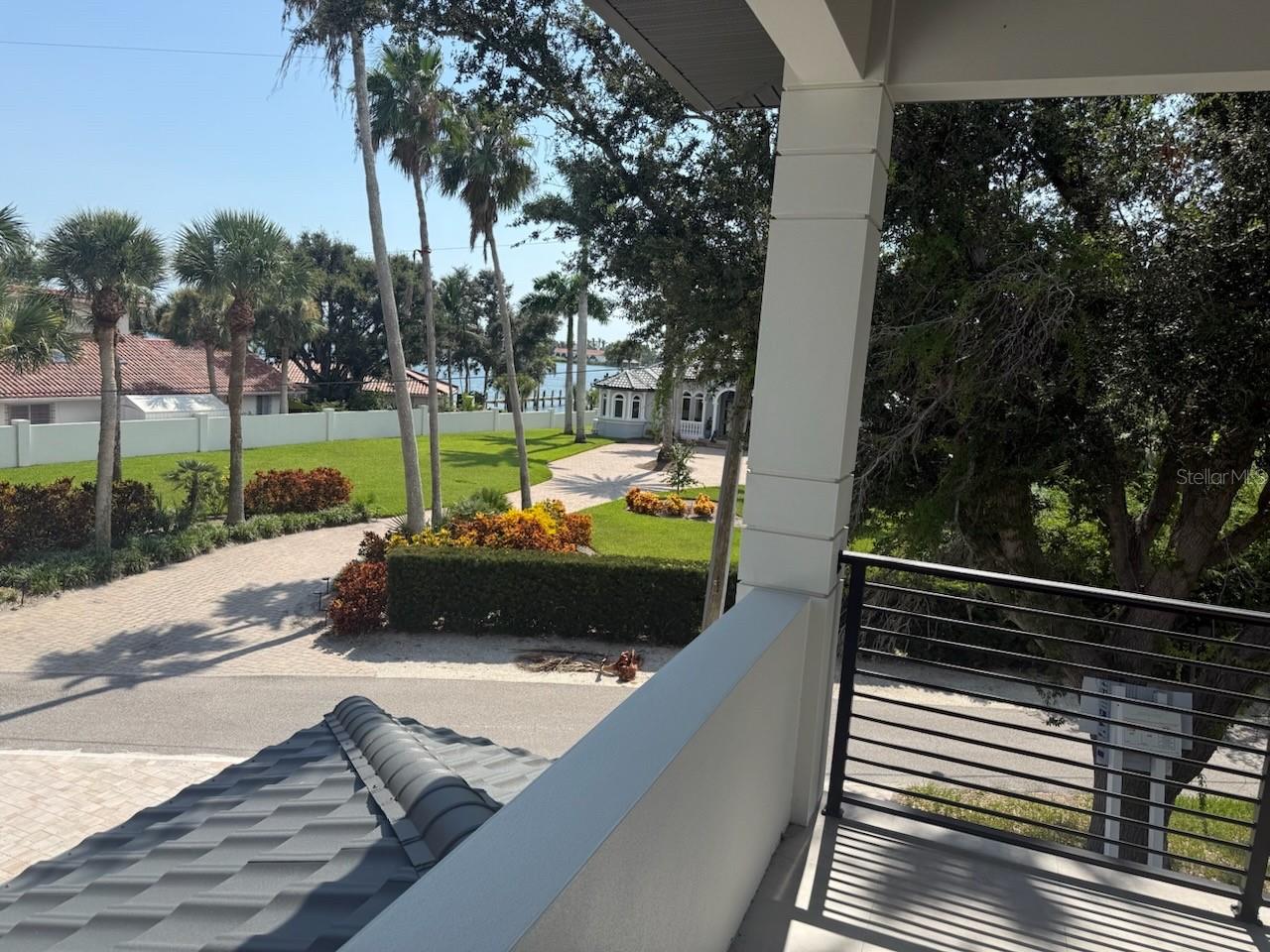 Image 22 of 37 For 2414 Bayshore Road