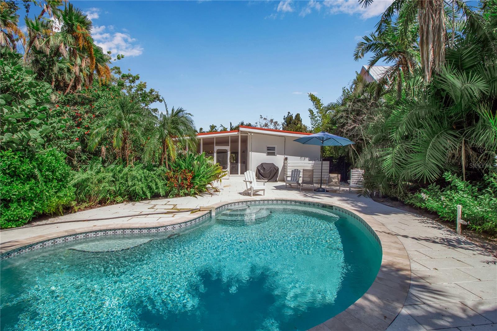 Image 31 of 39 For 6979 Longboat Drive S