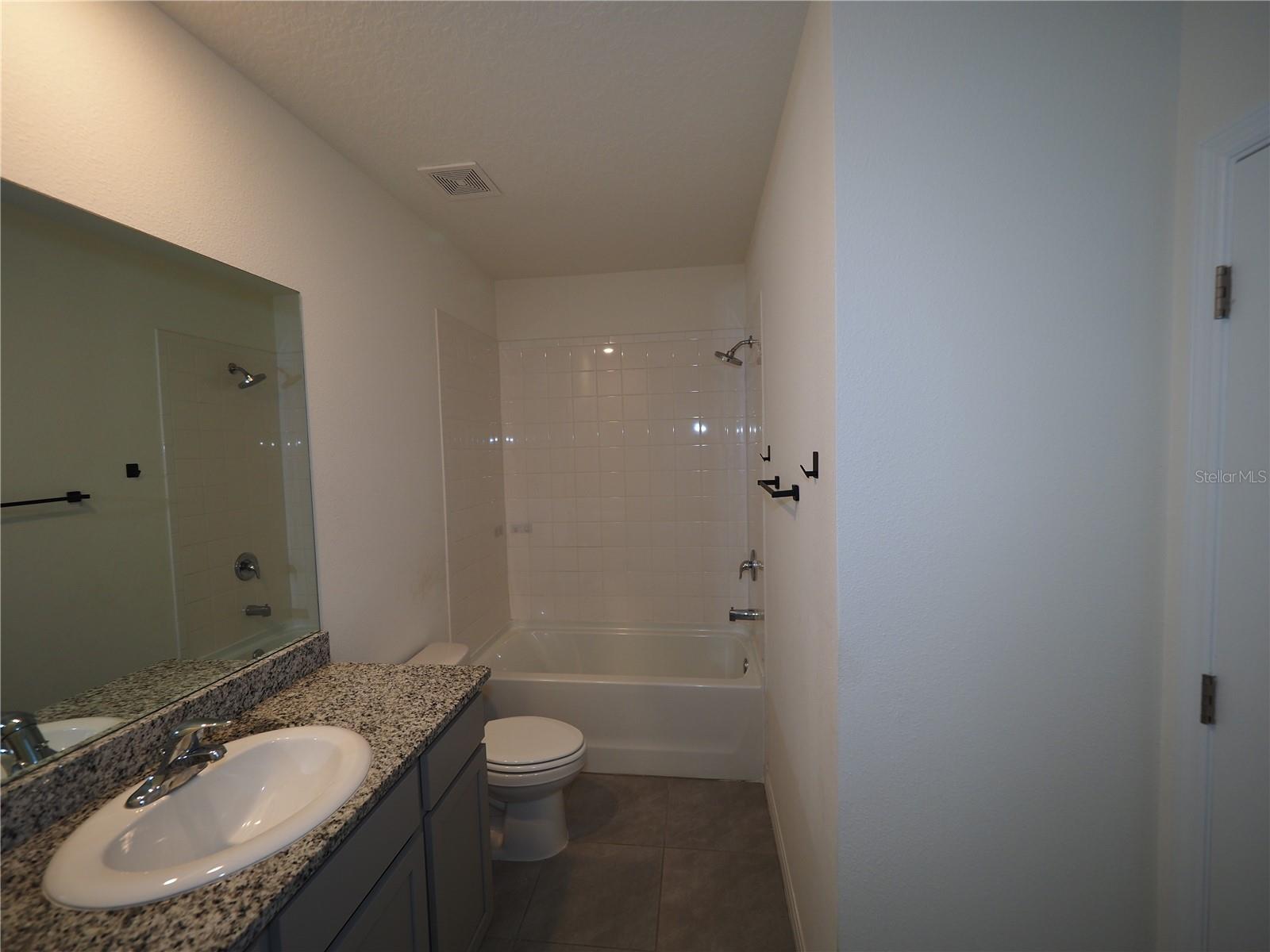 Image 23 of 52 For 1738 Woodleaf Hammock Court