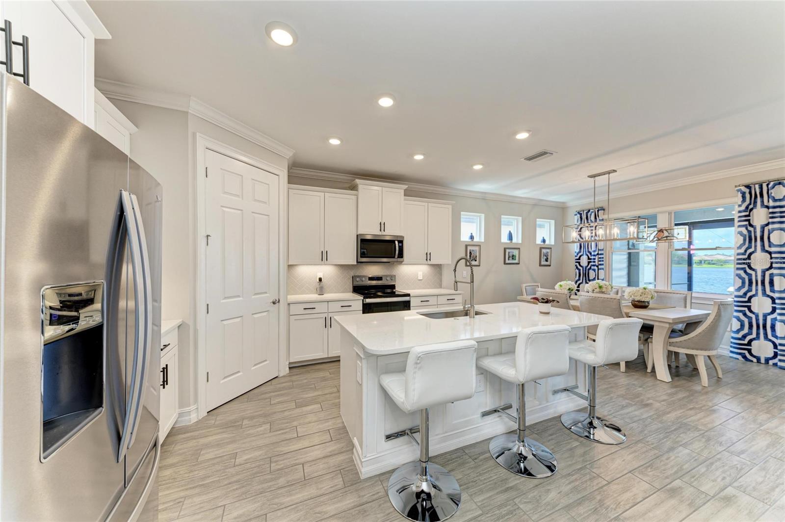 Image 22 of 84 For 257 Soliera Street