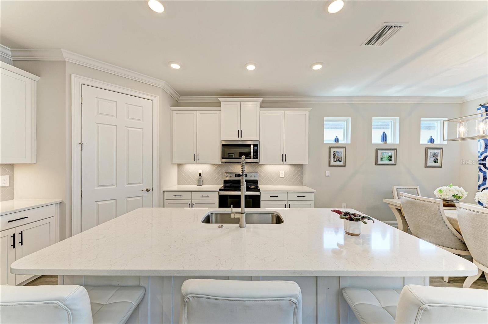 Image 23 of 84 For 257 Soliera Street