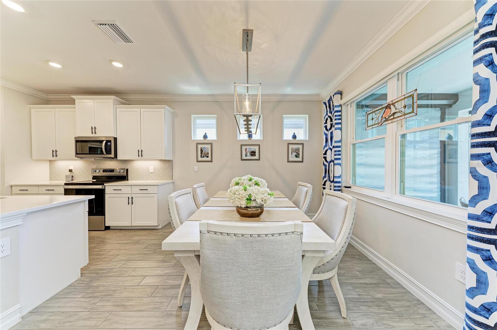 Image 32 of 84 For 257 Soliera Street