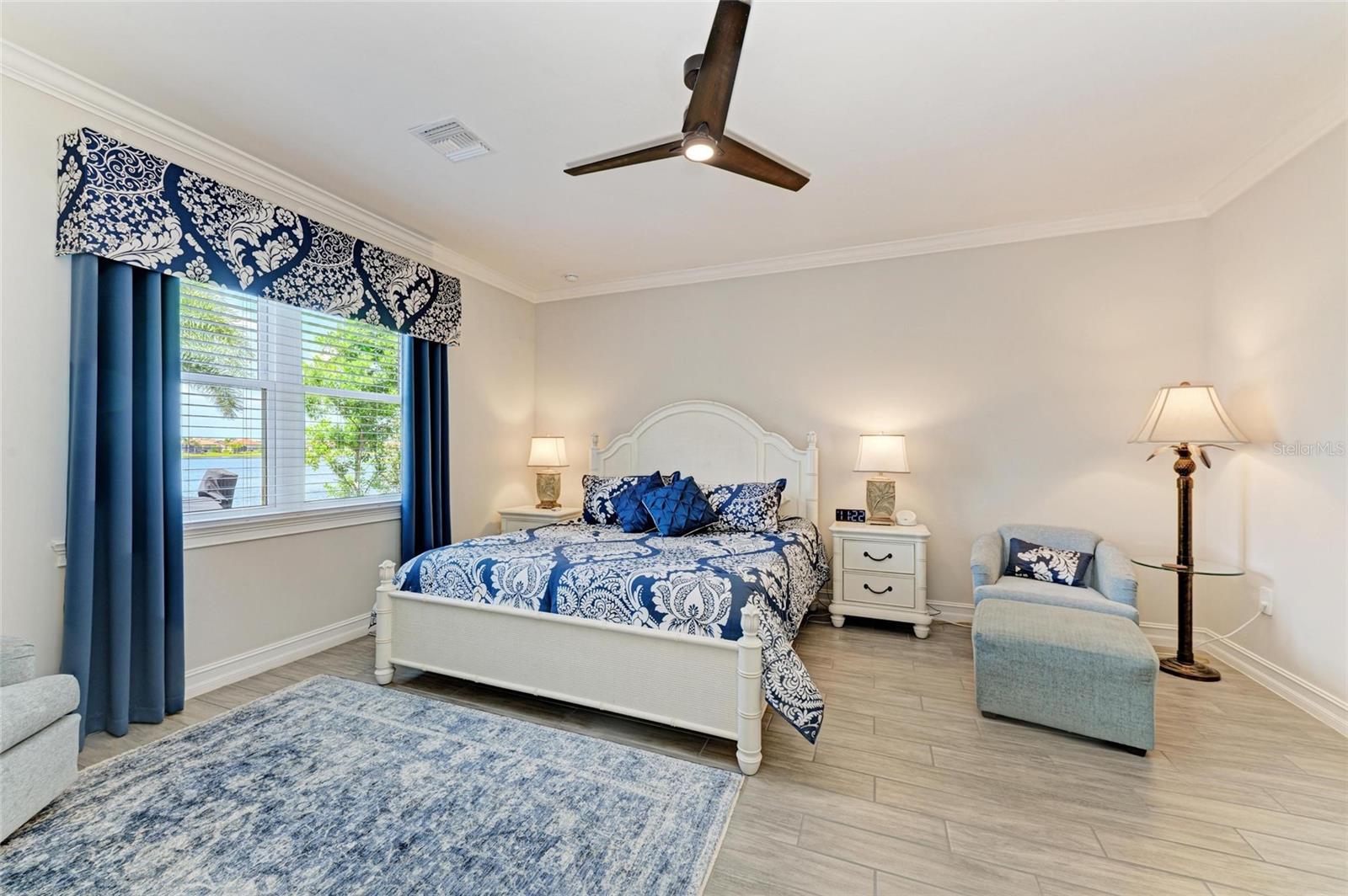 Image 34 of 84 For 257 Soliera Street