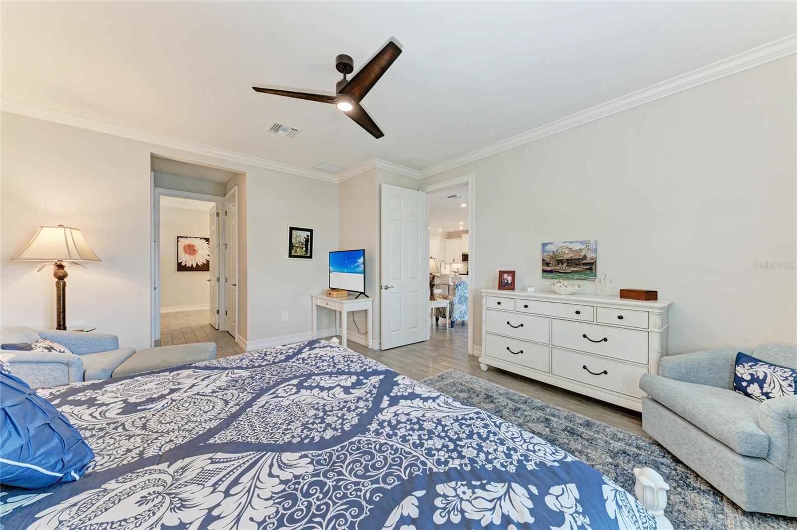 Image 35 of 84 For 257 Soliera Street