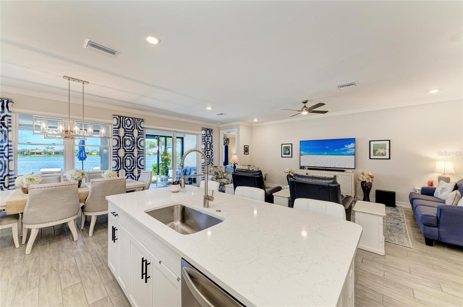 Image 5 of 84 For 257 Soliera Street