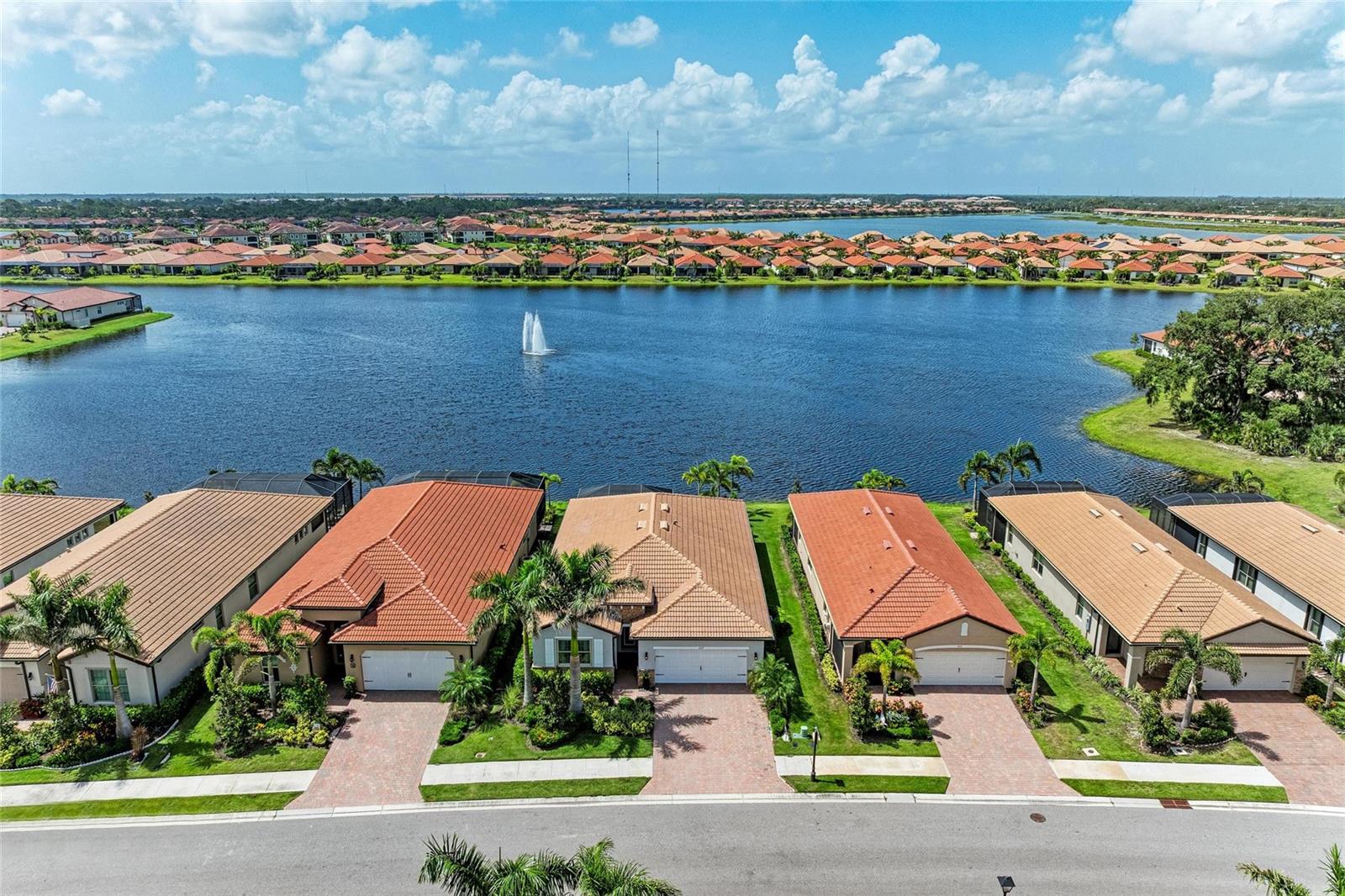 Image 50 of 84 For 257 Soliera Street