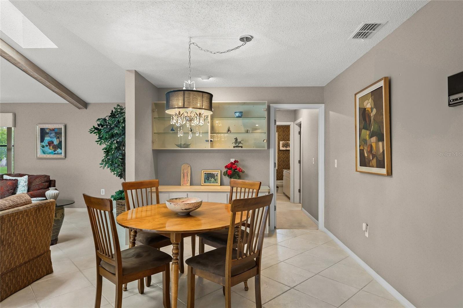 Image 19 of 47 For 7300 Wax Myrtle Way