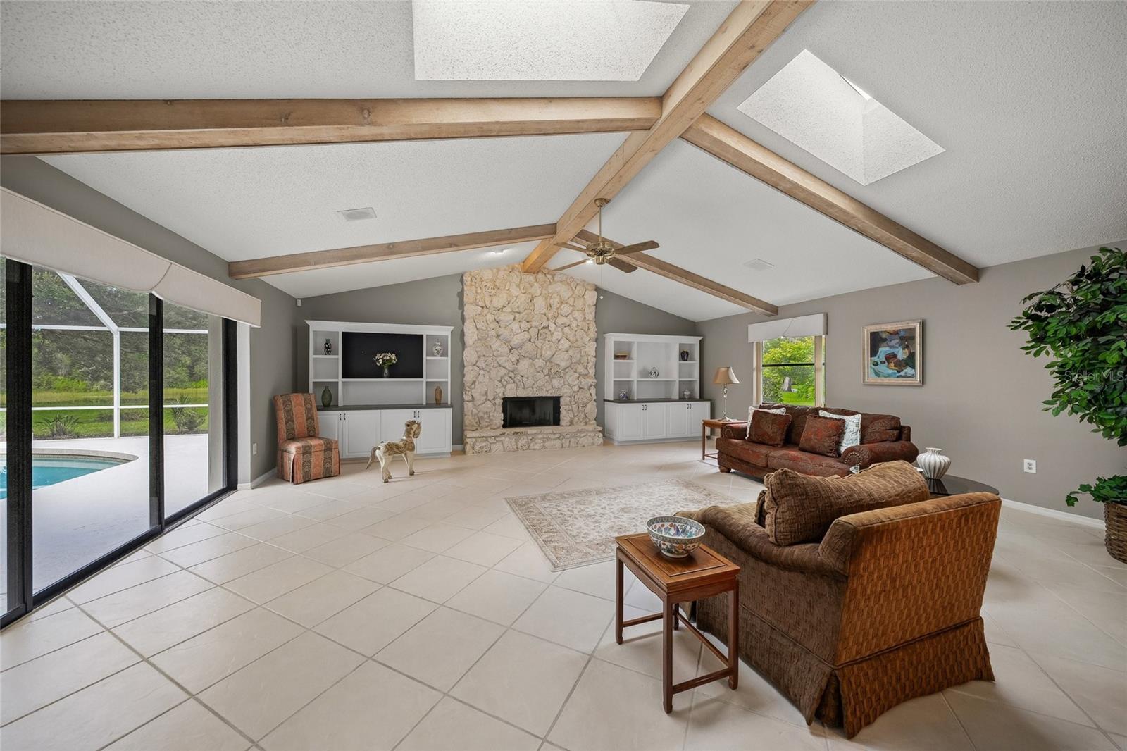 Image 20 of 47 For 7300 Wax Myrtle Way