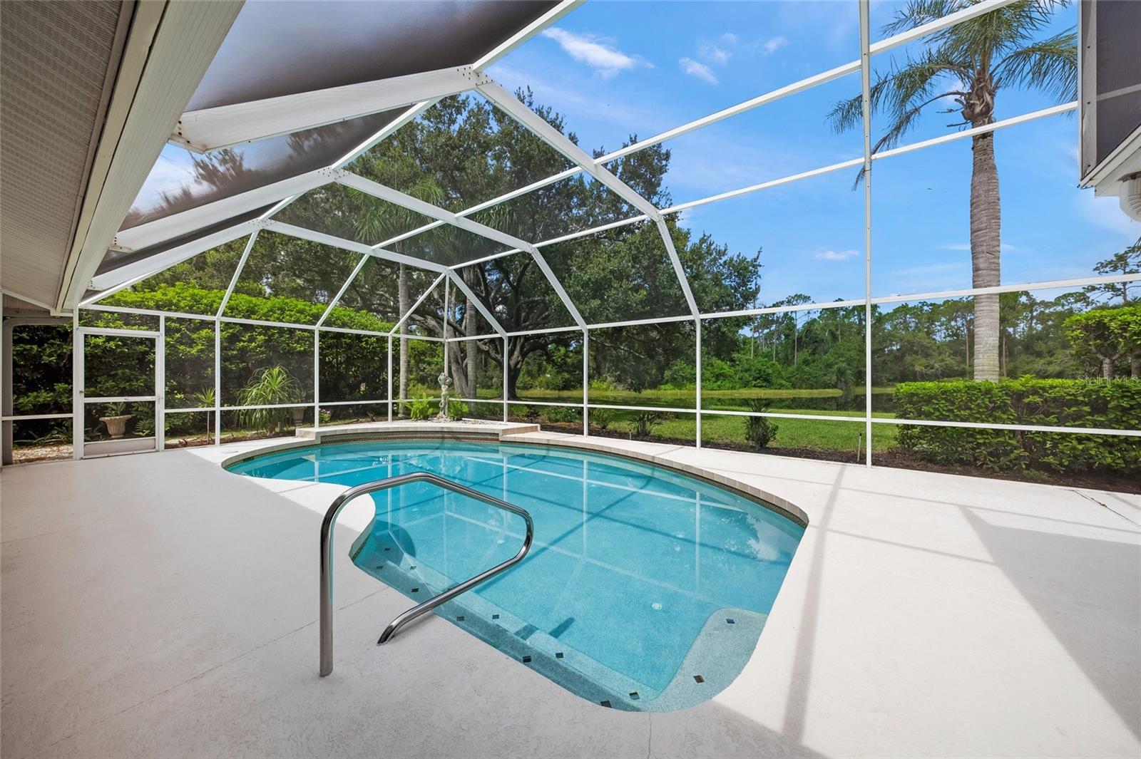 Image 3 of 47 For 7300 Wax Myrtle Way