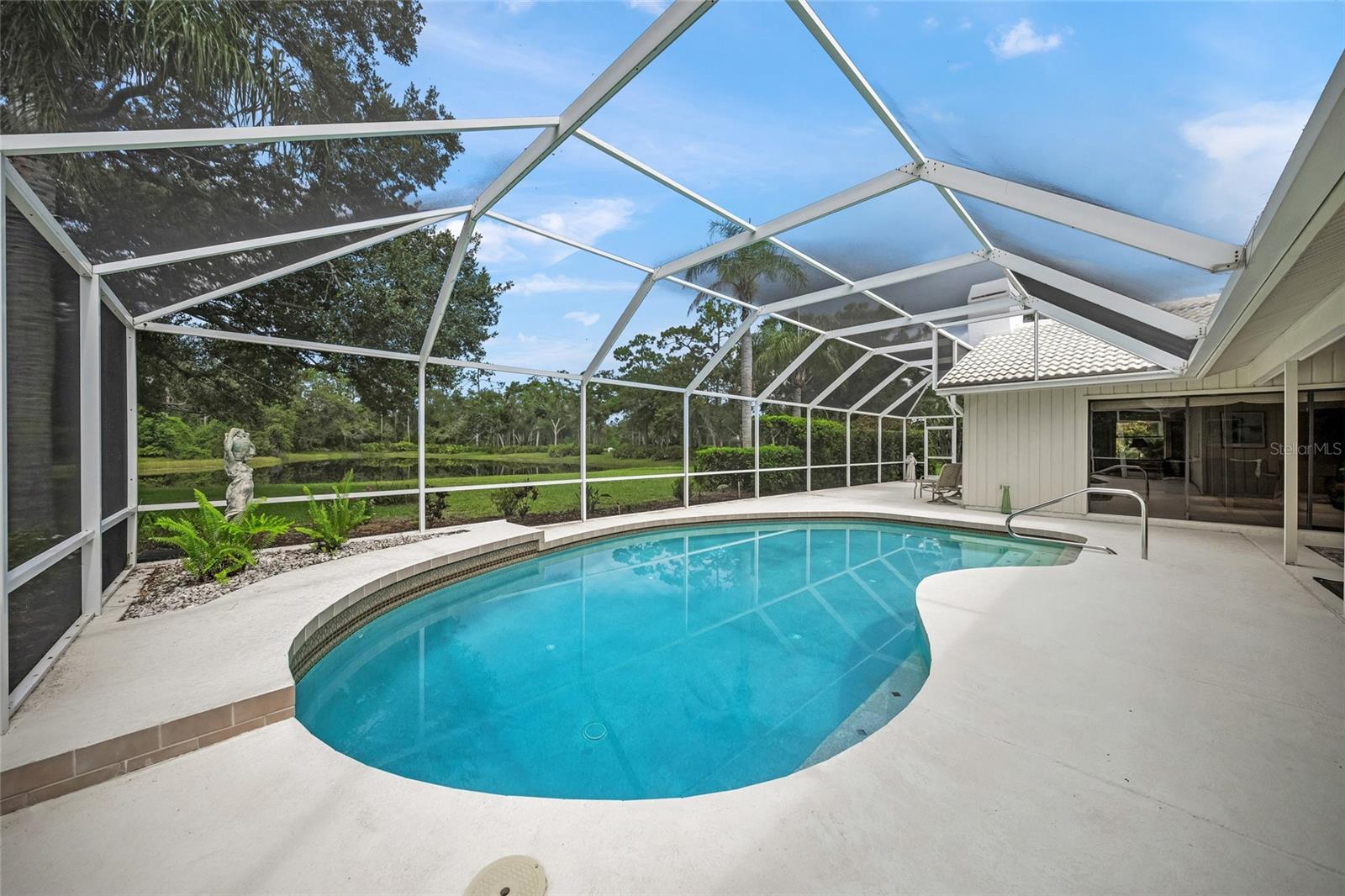 Image 38 of 47 For 7300 Wax Myrtle Way