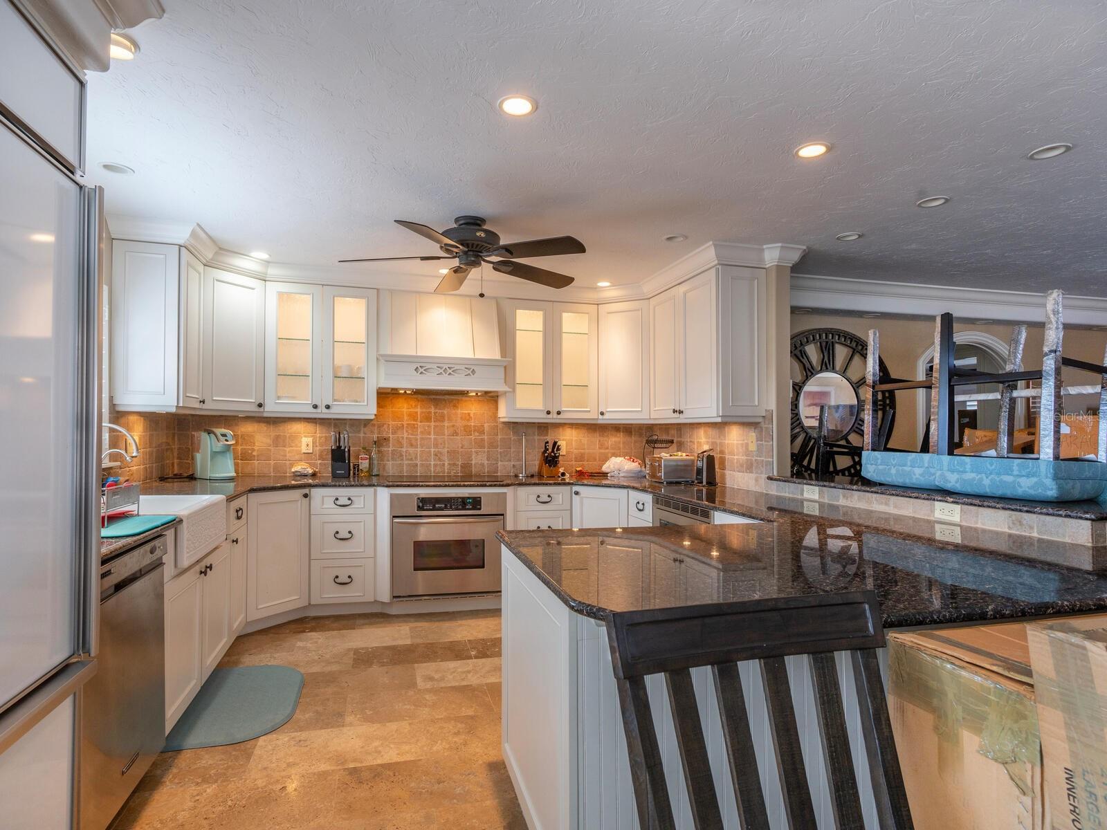 Listing photo id 21 for 600 Jackson Road