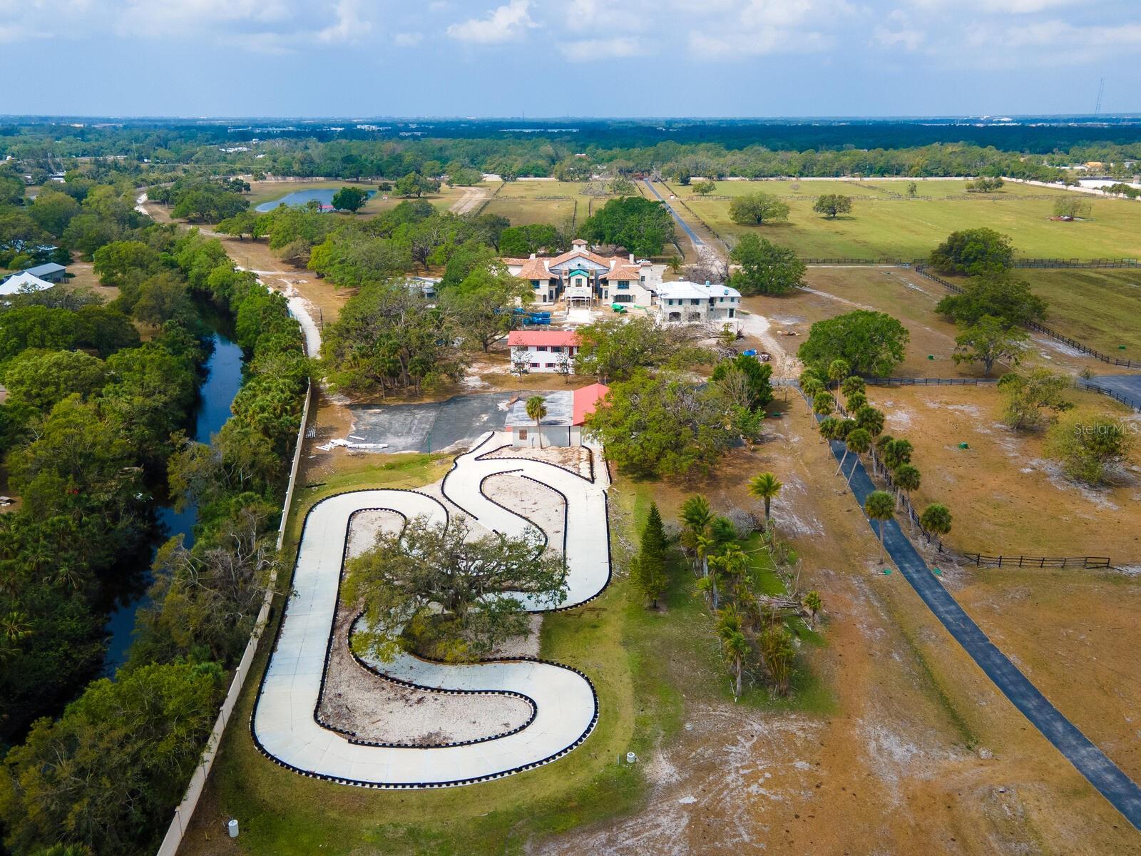 Listing photo id 41 for 600 Jackson Road