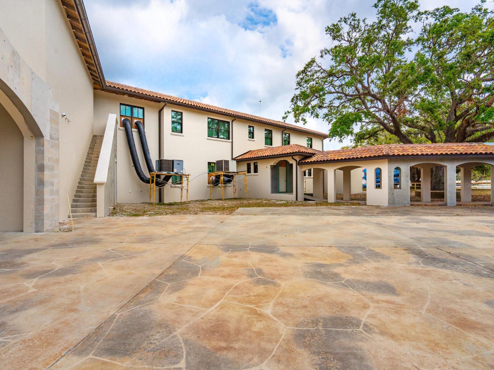Listing photo id 46 for 600 Jackson Road