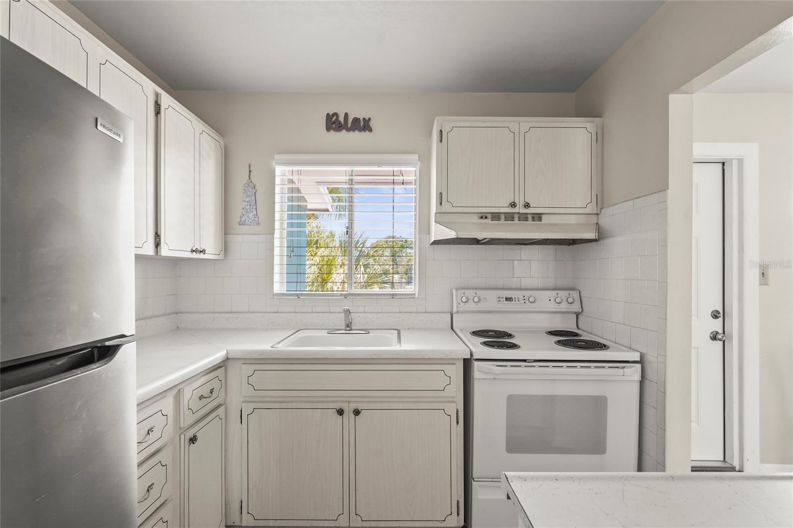 Image 15 of 39 For 1837 Flamingo Boulevard O35
