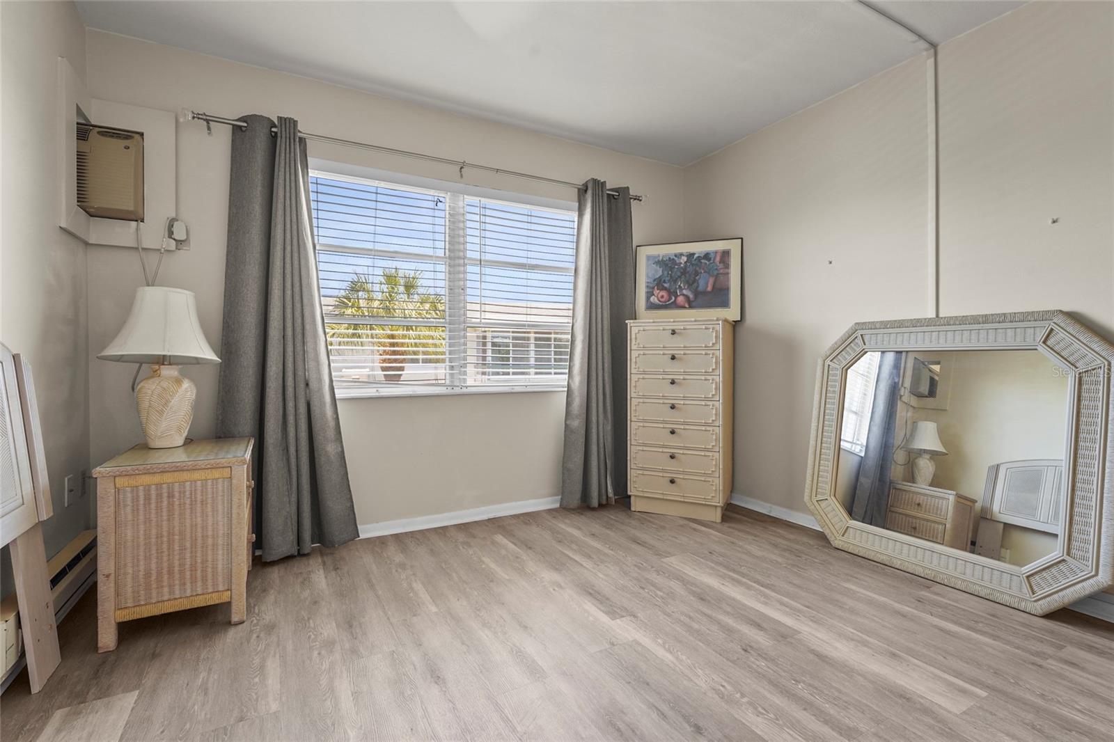Image 18 of 39 For 1837 Flamingo Boulevard O35