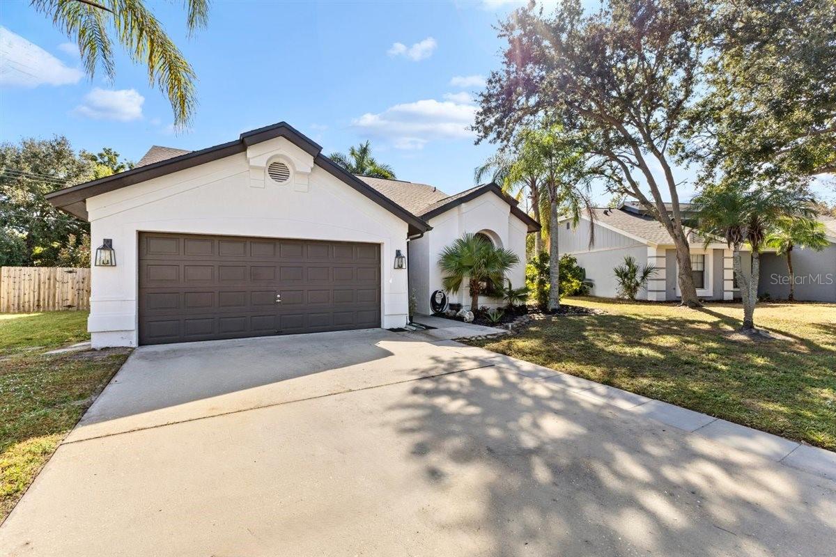 Image 2 of 35 For 719 50th Street E