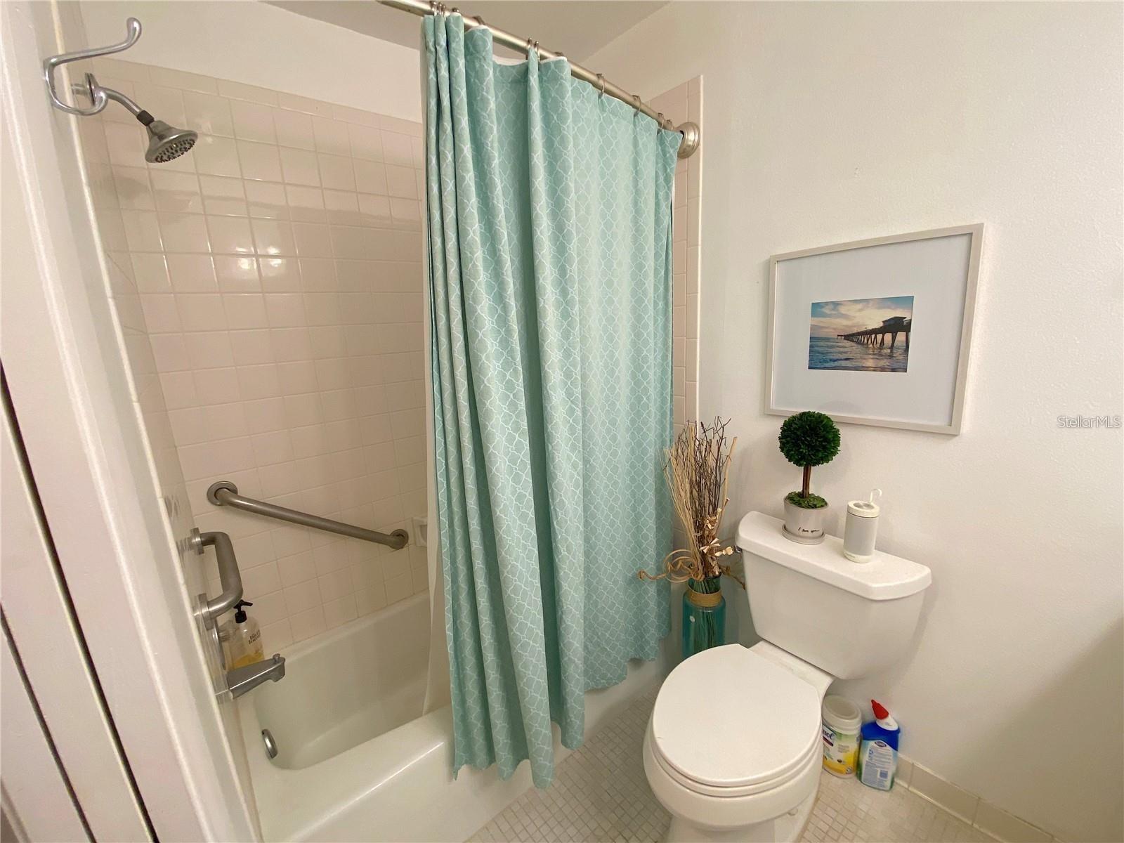 Image 22 of 28 For 7041 Country Club Drive N 218
