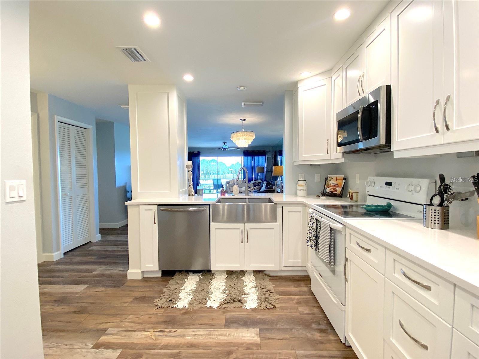 Image 6 of 28 For 7041 Country Club Drive N 218