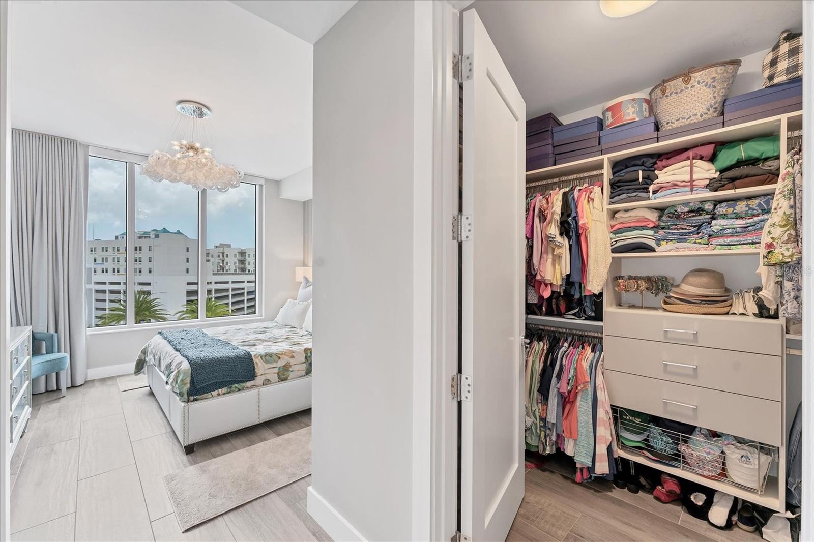 Image 17 of 52 For 111 Pineapple Avenue 711