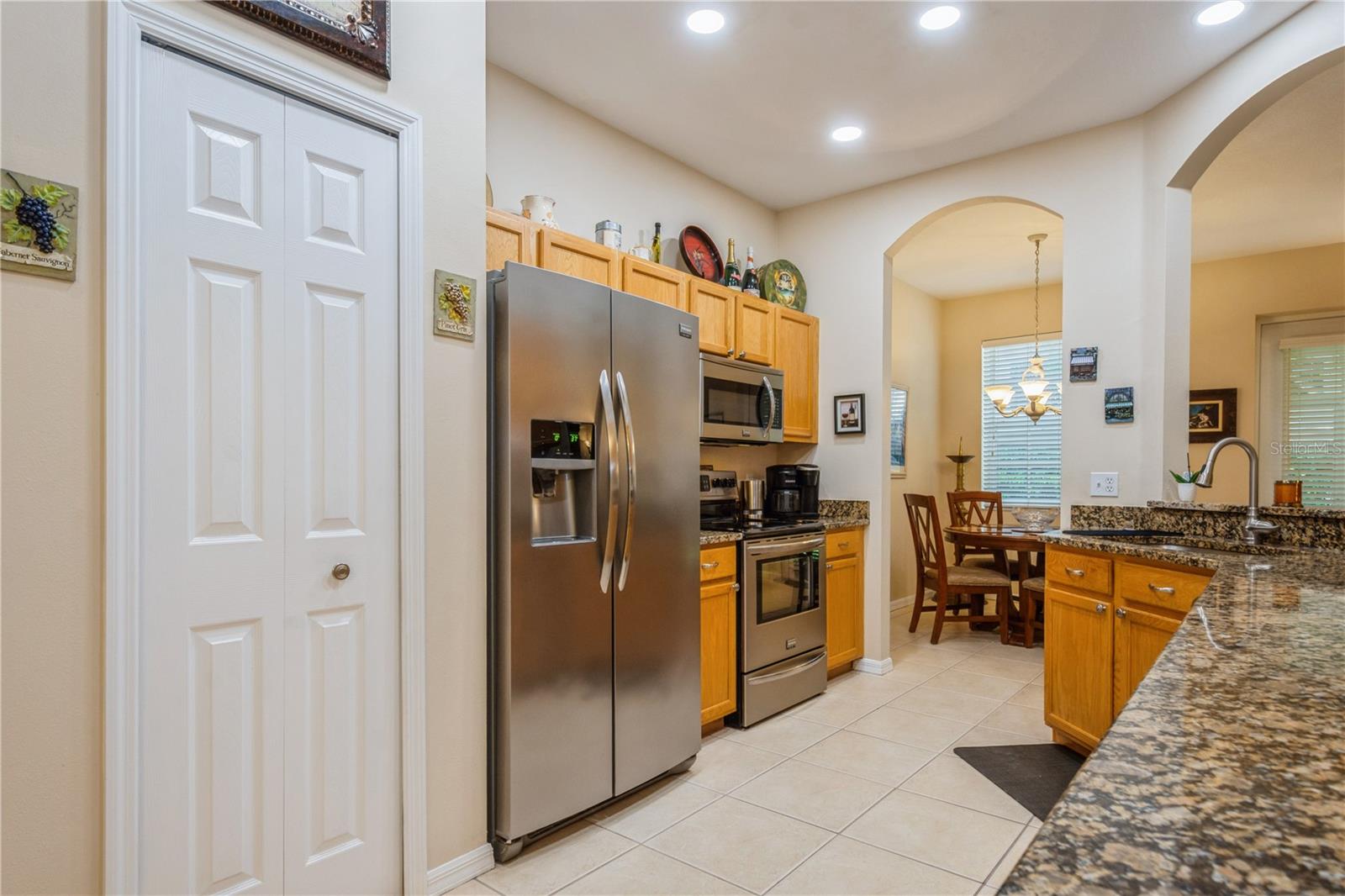 Image 7 of 32 For 6412 Rosefinch Court 103