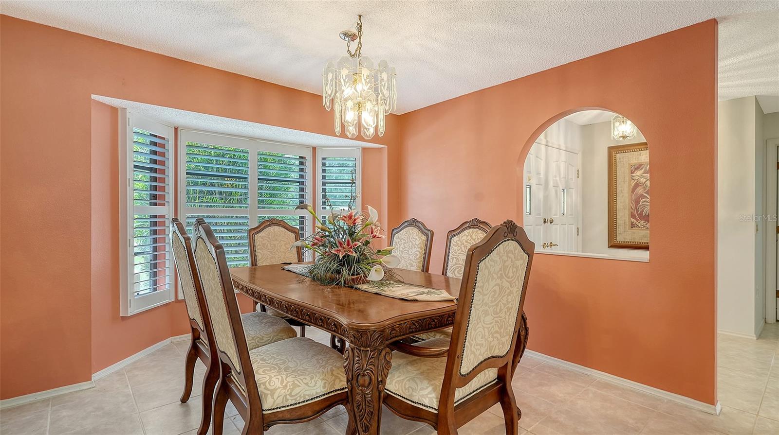 Image 10 of 53 For 5879 Ravenwood Drive