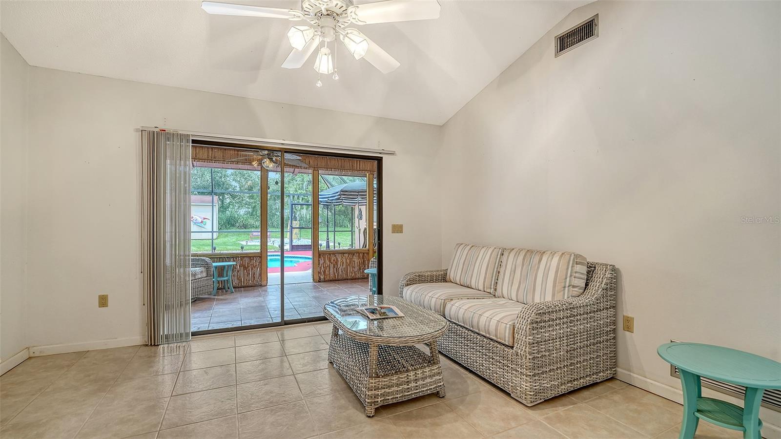 Image 13 of 53 For 5879 Ravenwood Drive