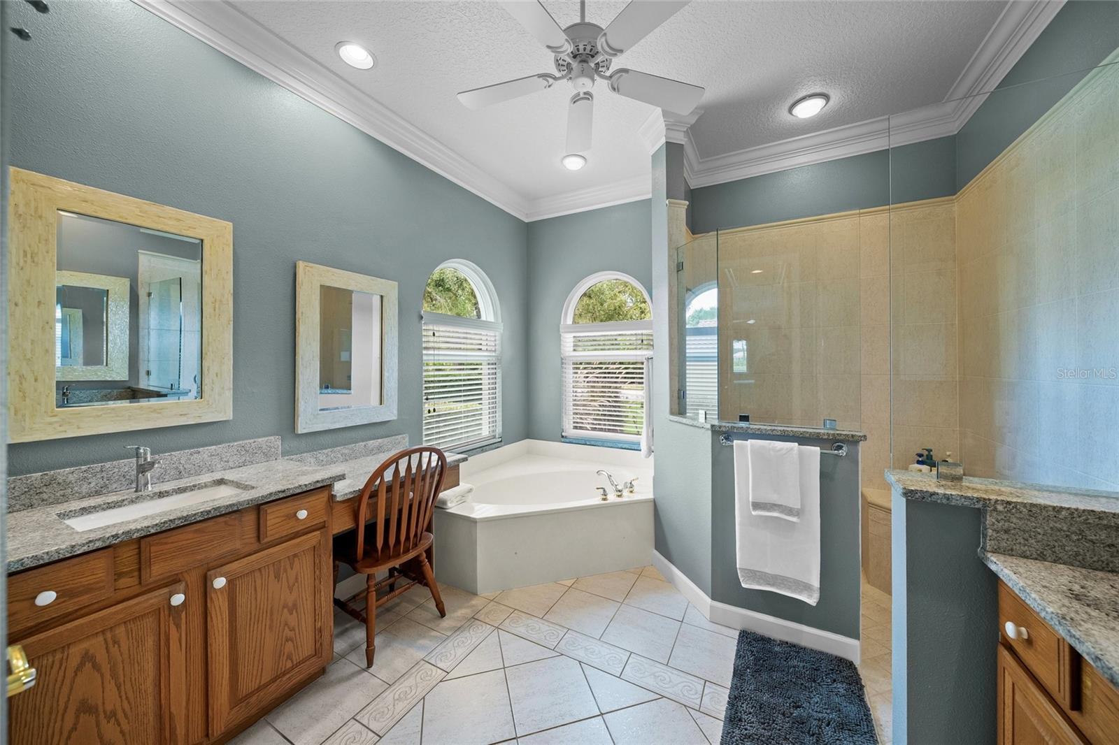 Image 21 of 56 For 8305 Flagstaff Way