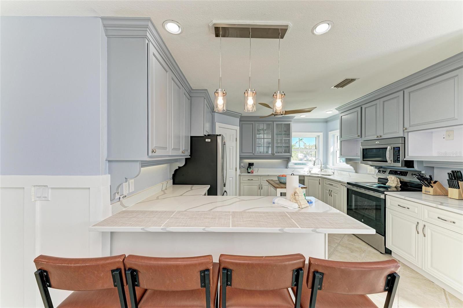Image 10 of 41 For 2210 Avenue B