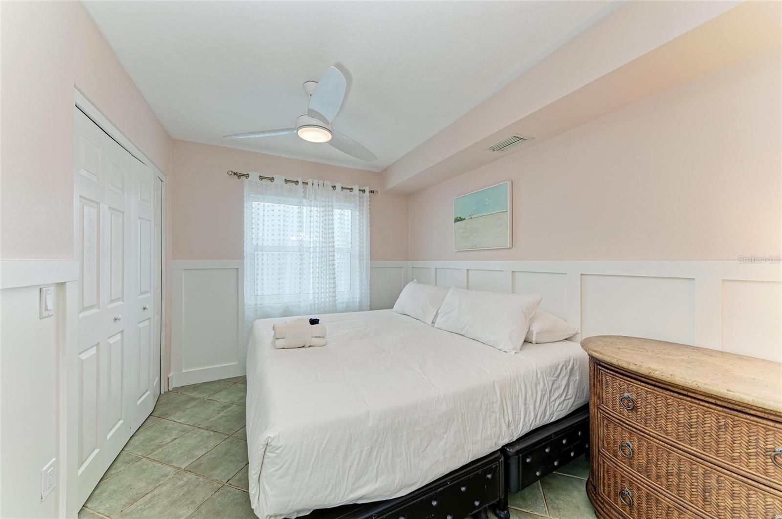 Image 15 of 41 For 2210 Avenue B