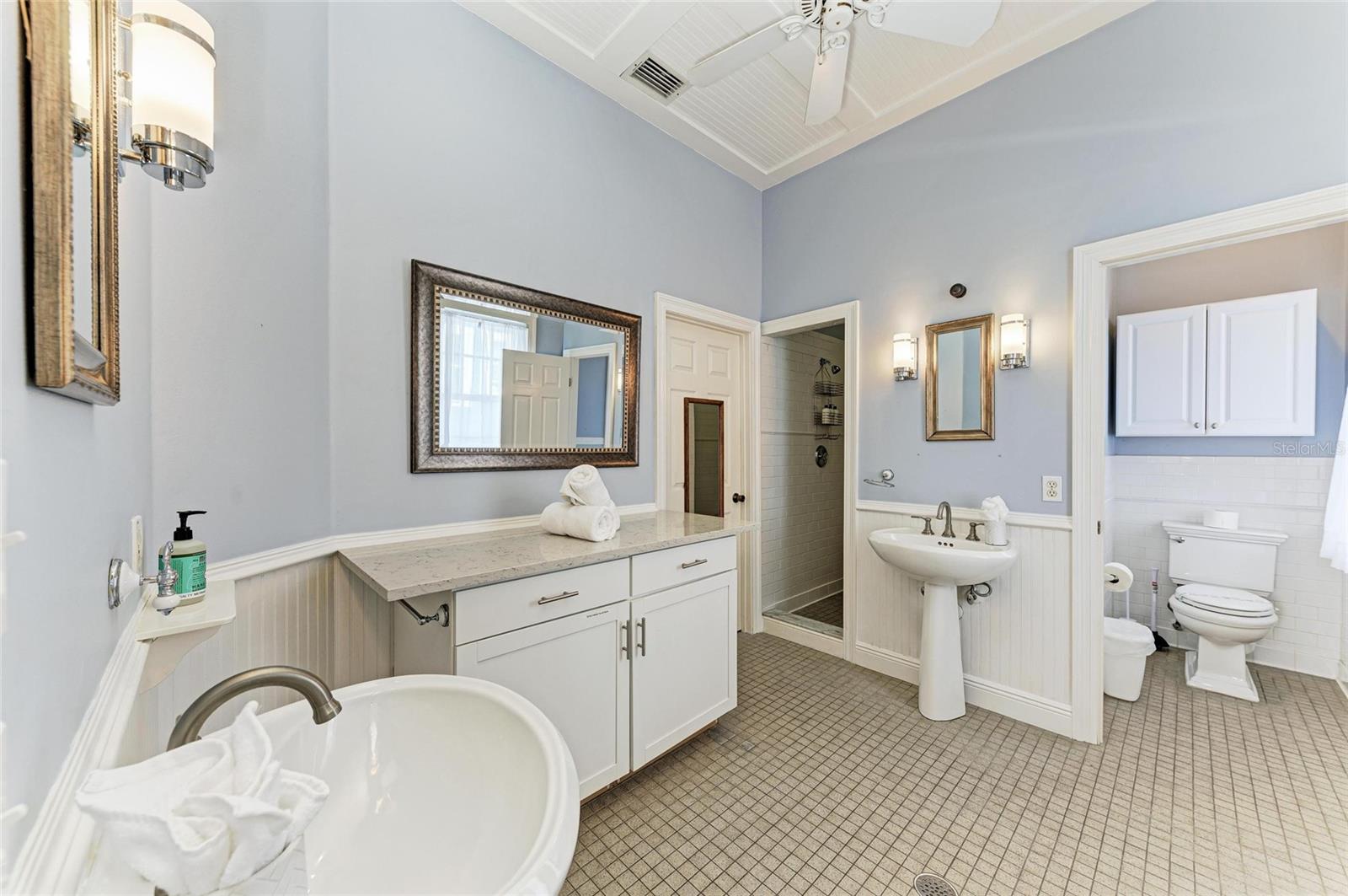 Image 29 of 41 For 2210 Avenue B